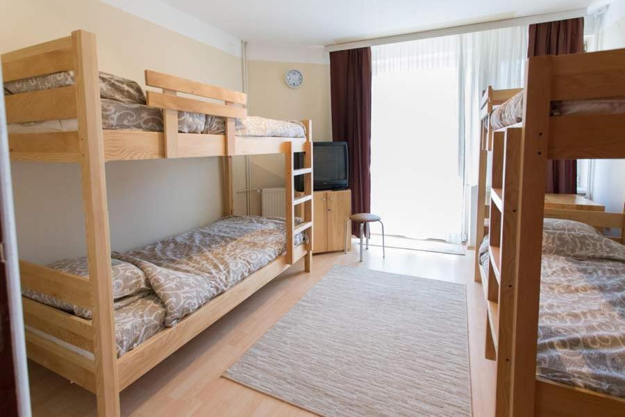 Hostel Day 'N' Night Ni المظهر الخارجي الصورة
