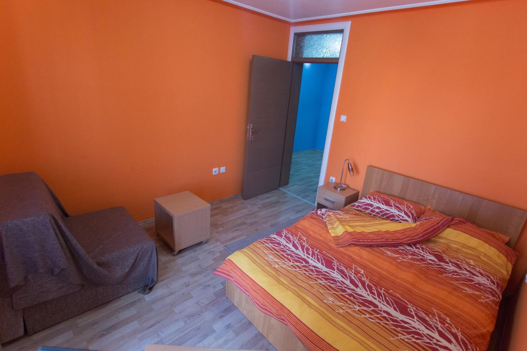 Hostel Day 'N' Night Ni الغرفة الصورة
